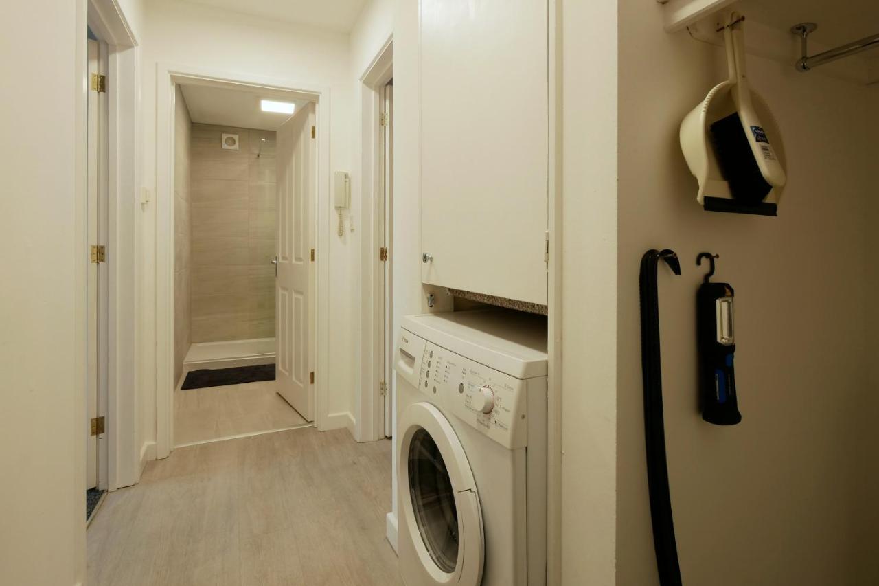 Апартаменты Crewe Short Lets 1 Victoria Court, Кру Экстерьер фото